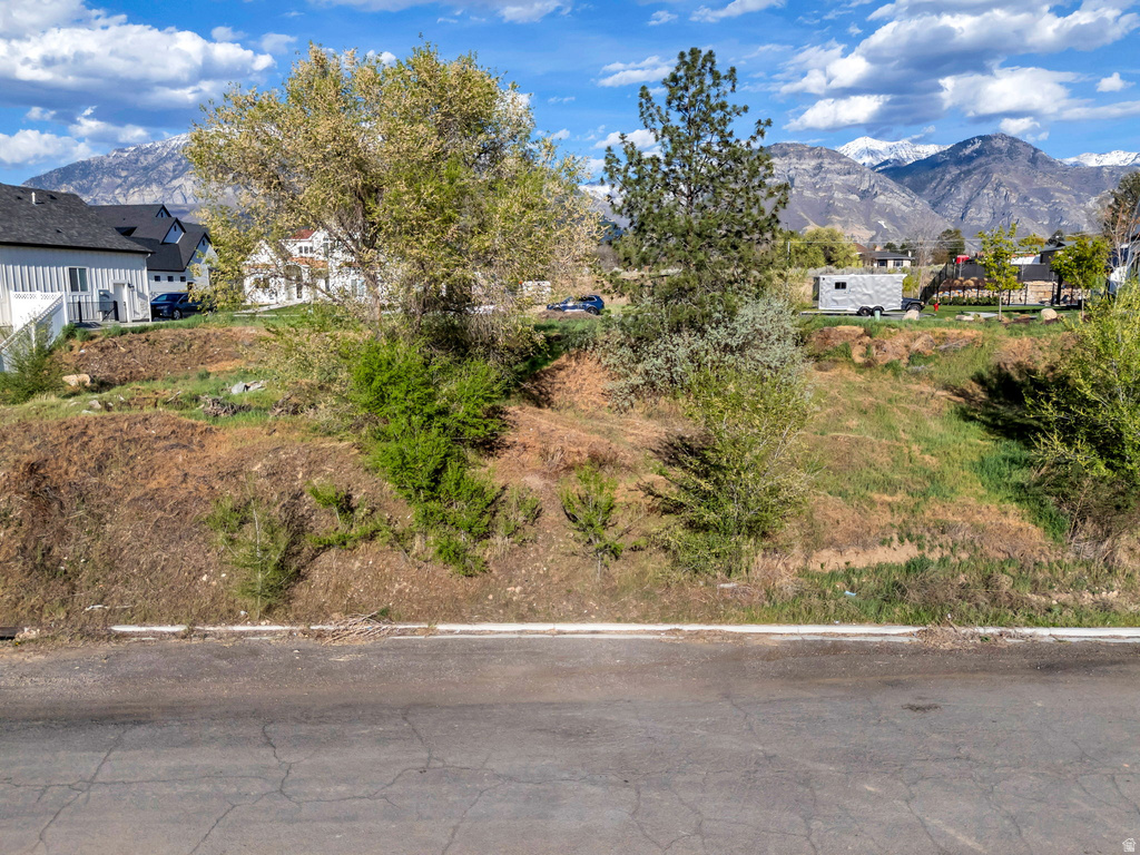 1639 N 2250 W Provo, UT 84604