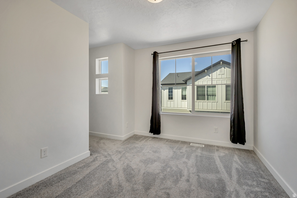 156 E POLARIS DR Saratoga Springs, UT 84045