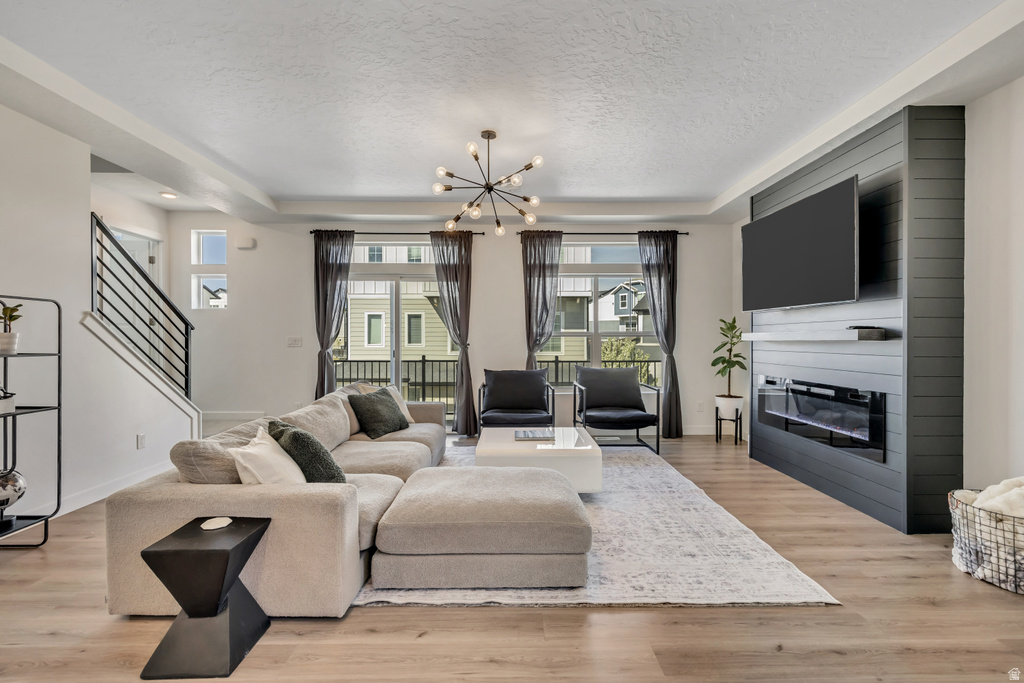 156 E POLARIS DR Saratoga Springs, UT 84045