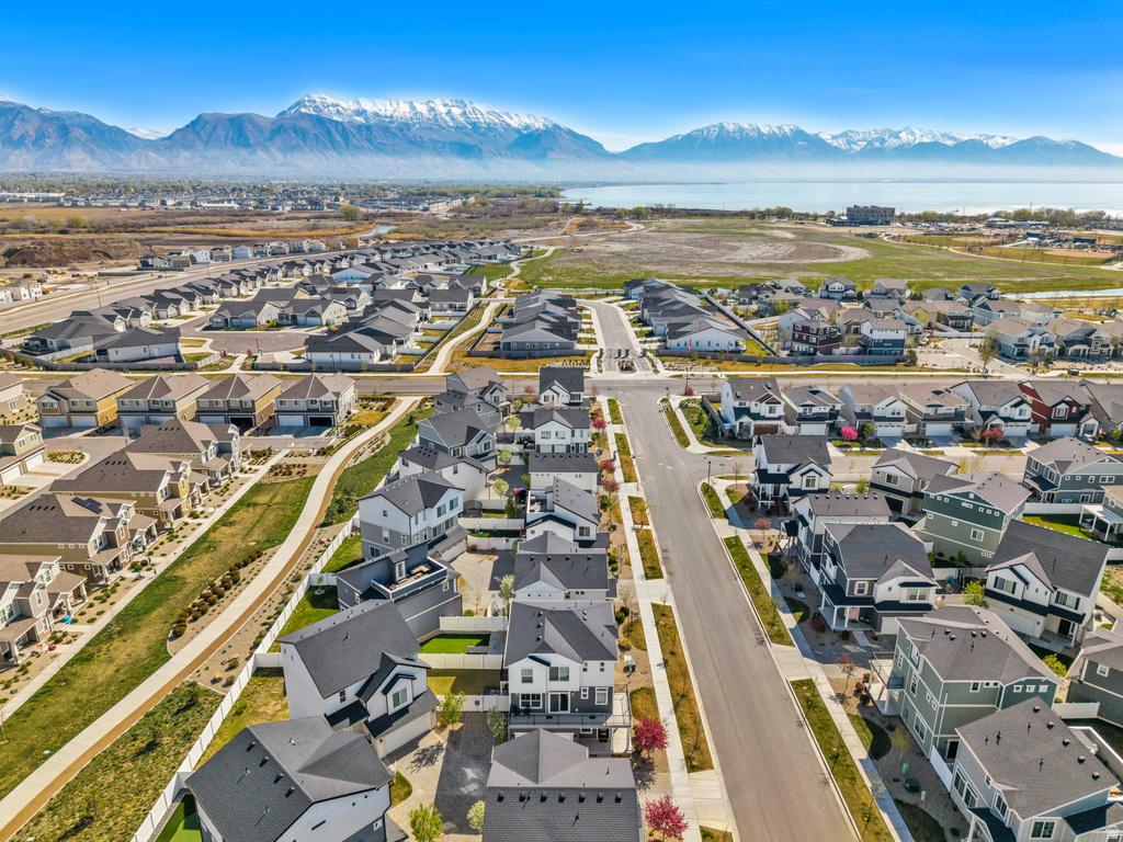 156 E POLARIS DR Saratoga Springs, UT 84045