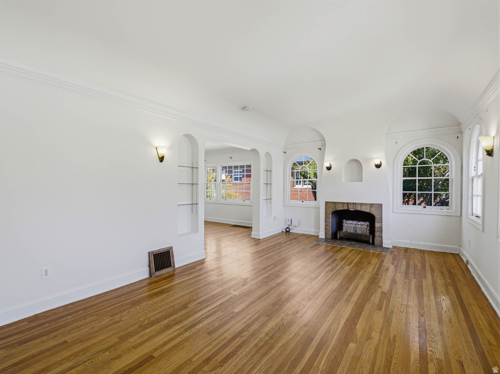 926 S GREENWOOD TERRACE Salt Lake City, UT 84105