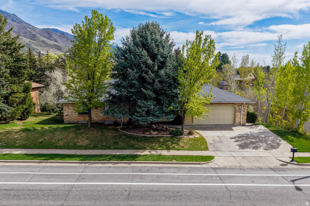 2612 E ANTELOPE DR Layton, UT 84040