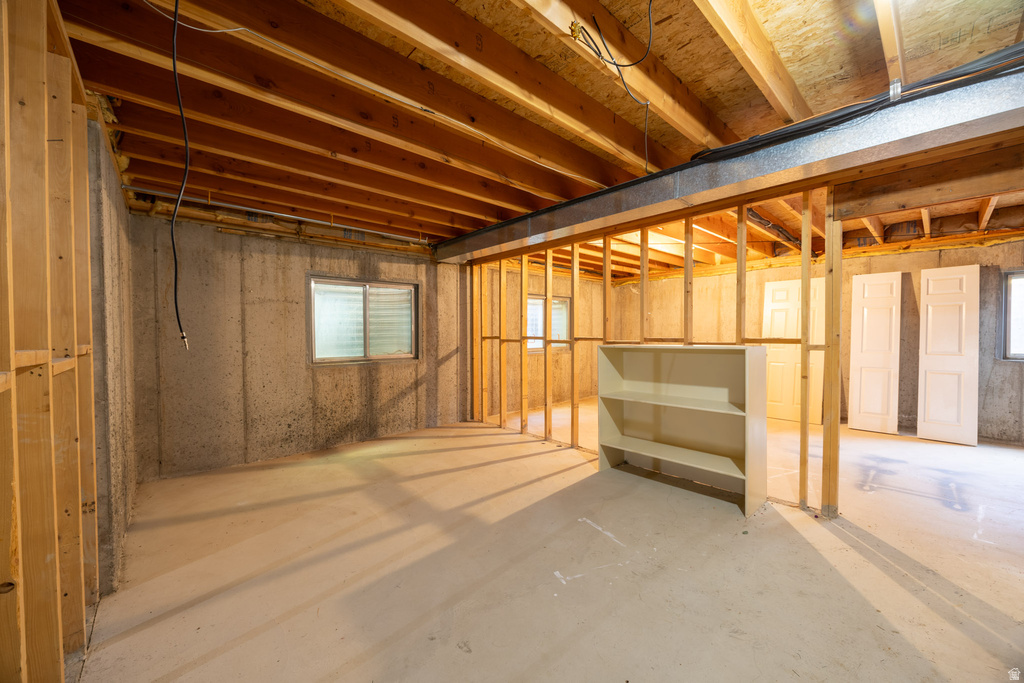 2612 E ANTELOPE DR Layton, UT 84040