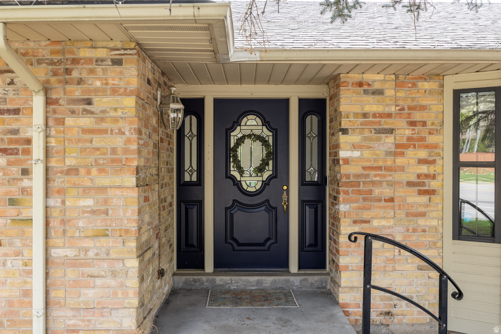 2612 E ANTELOPE DR Layton, UT 84040