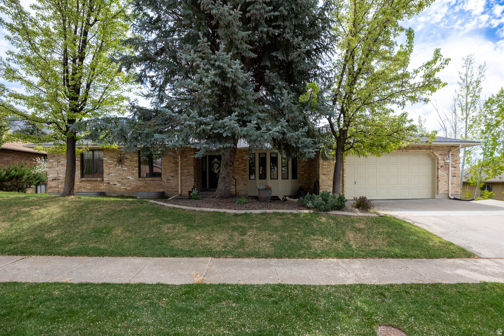 2612 E ANTELOPE DR Layton, UT 84040