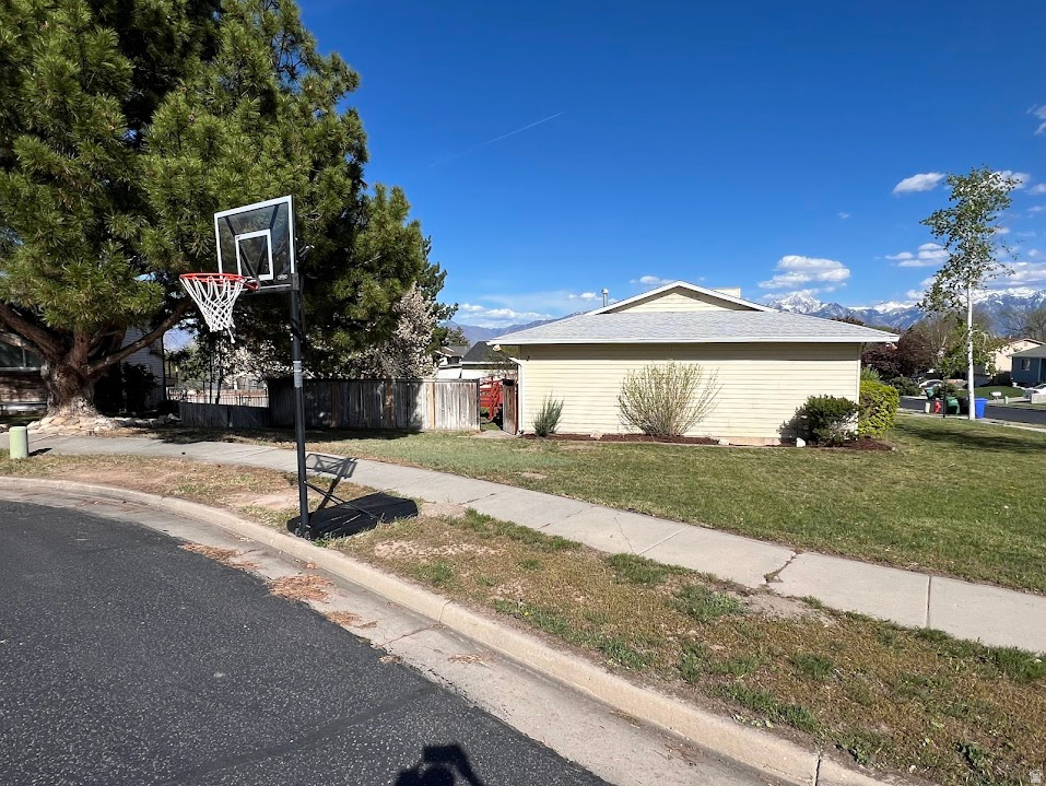 5124 W FUCHSIA DR West Jordan, UT 84081