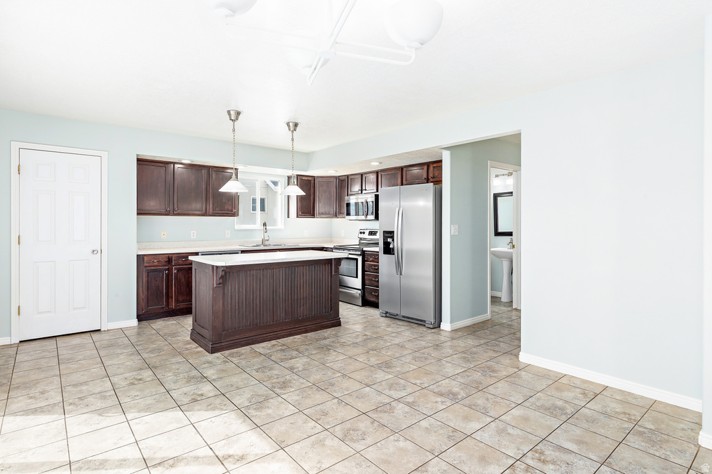 2448 N ORCHARD WAY Saratoga Springs, UT 84045