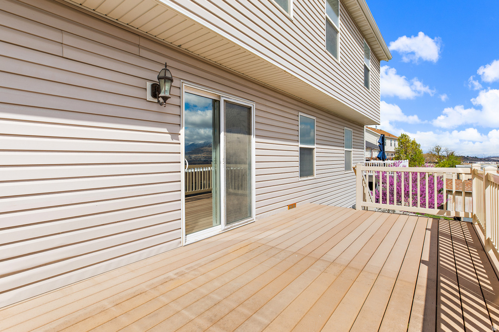 2448 N ORCHARD WAY Saratoga Springs, UT 84045