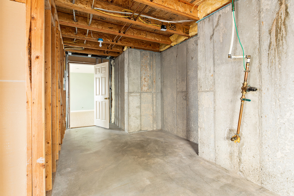 2448 N ORCHARD WAY Saratoga Springs, UT 84045