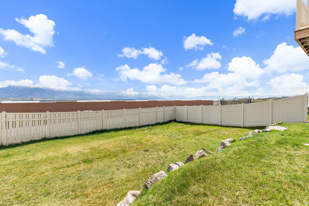 2448 N ORCHARD WAY Saratoga Springs, UT 84045