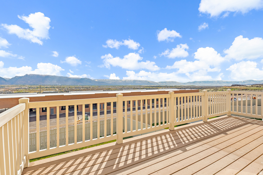 2448 N ORCHARD WAY Saratoga Springs, UT 84045