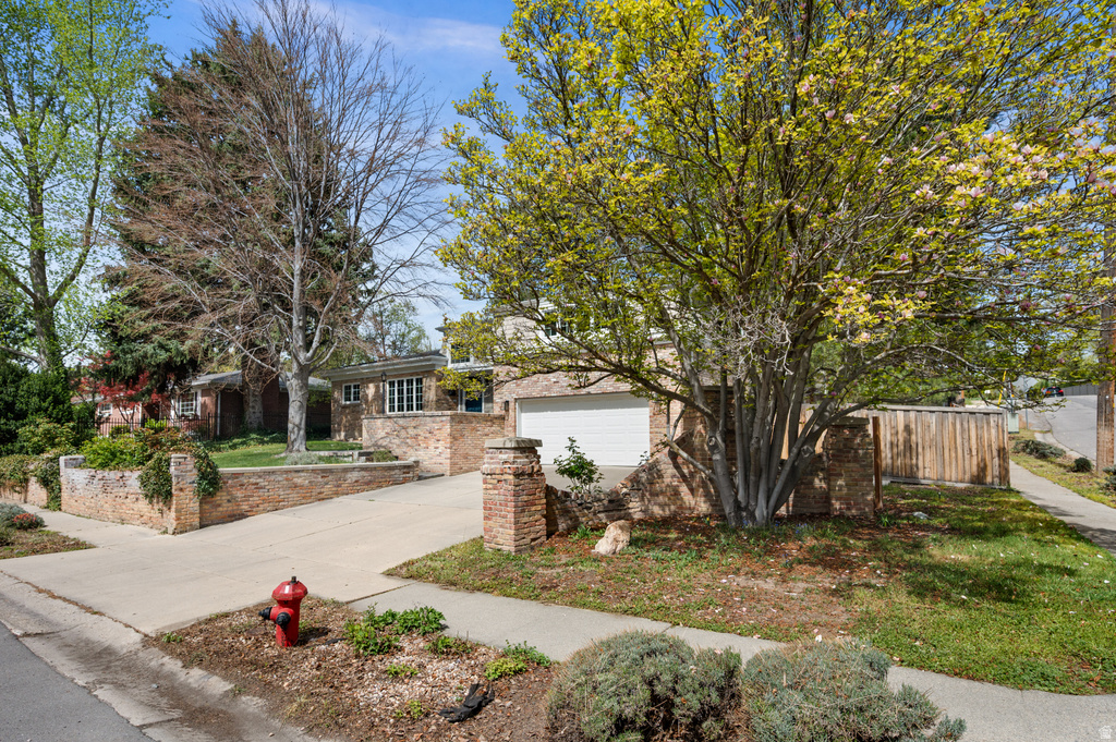 2797 E SOMMET DR Holladay, UT 84117