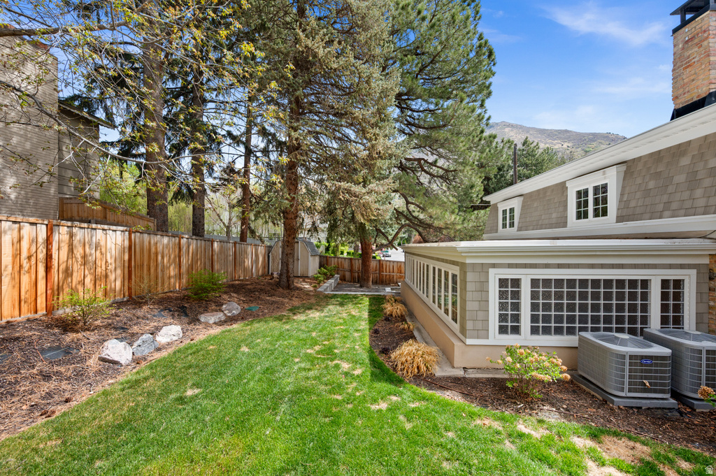 2797 E SOMMET DR Holladay, UT 84117