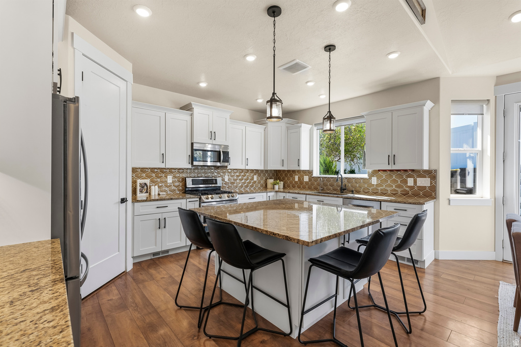 244 W COLUMBINE CIR Saratoga Springs, UT 84045