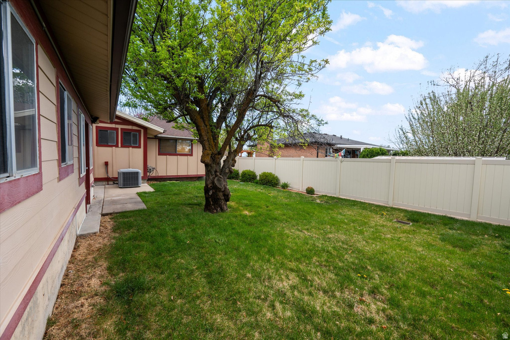 637 CHERRYWOOD RD Kaysville, UT 84037