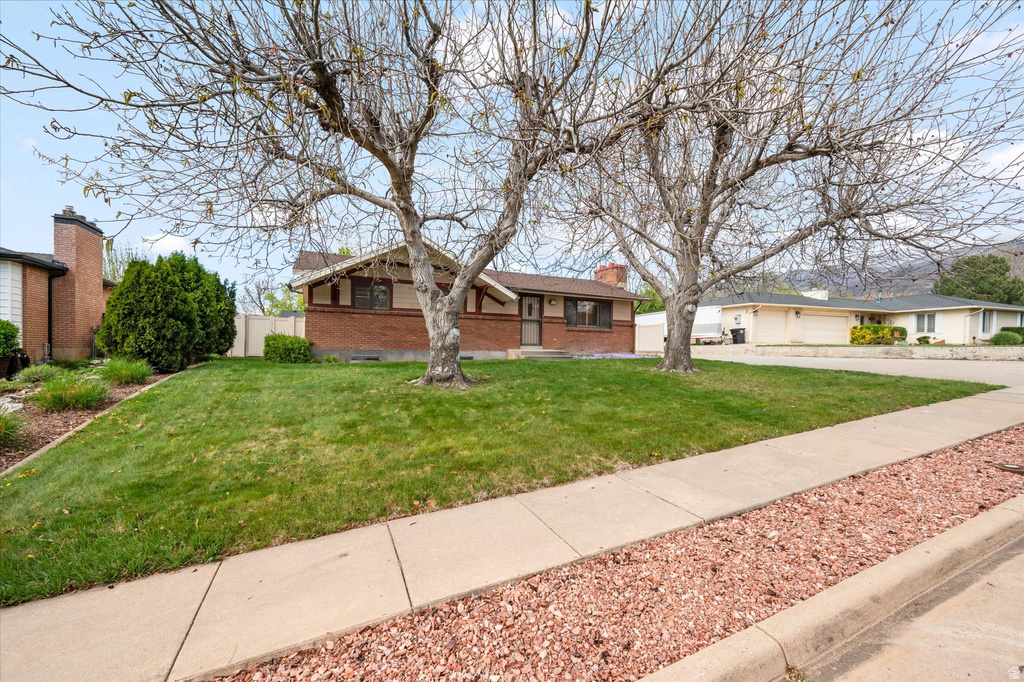 637 CHERRYWOOD RD Kaysville, UT 84037