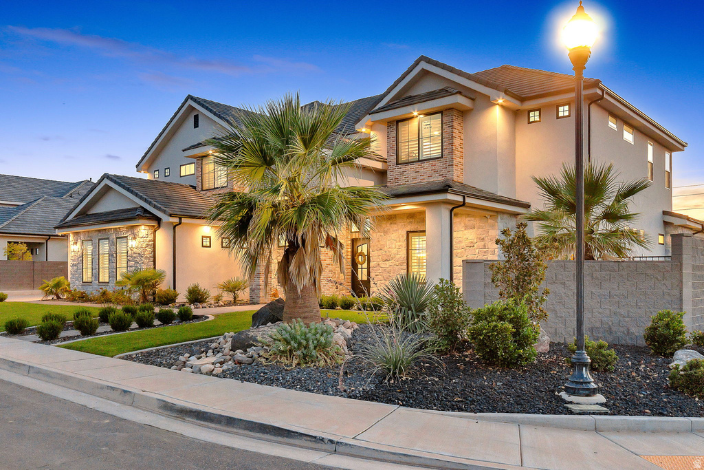 2978 S FARMLAND DR Washington, UT 84780