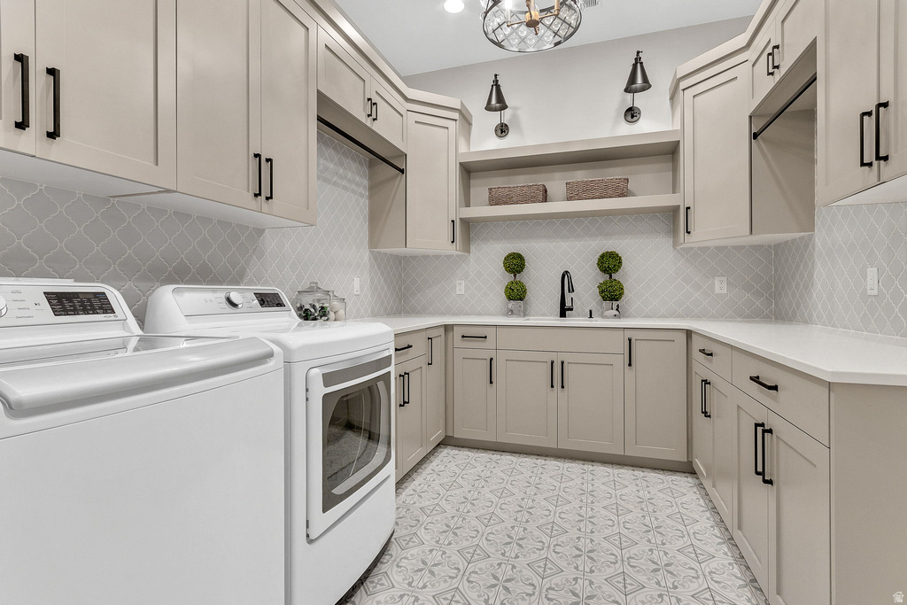 2978 S FARMLAND DR Washington, UT 84780