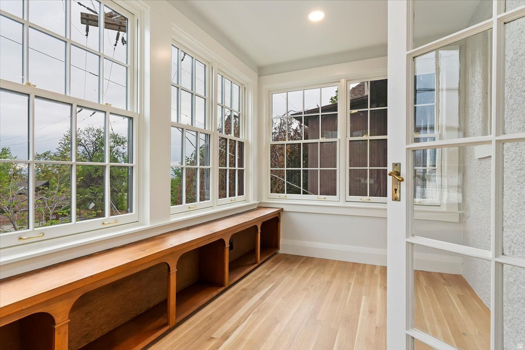 35 S HAXTON PL Salt Lake City, UT 84102