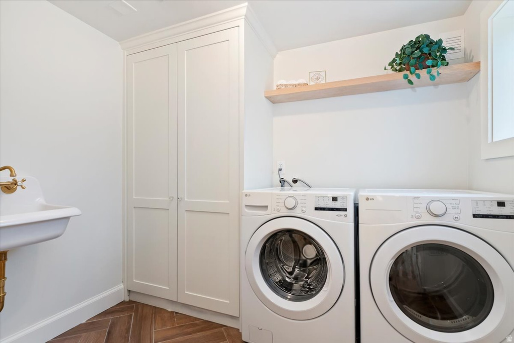 35 S HAXTON PL Salt Lake City, UT 84102