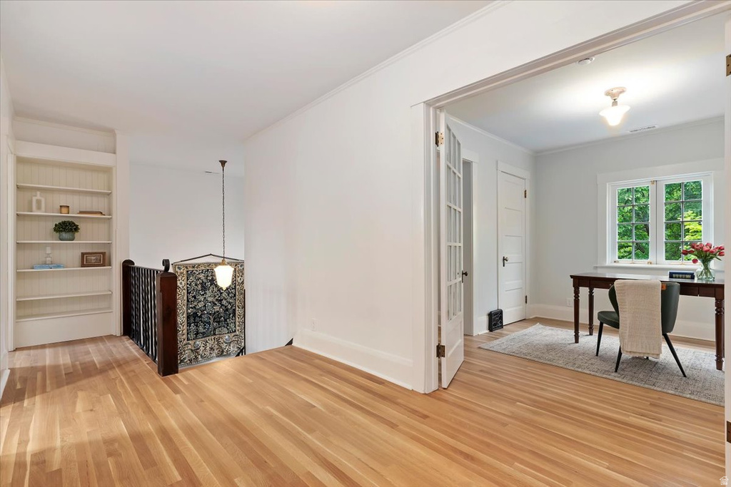 35 S HAXTON PL Salt Lake City, UT 84102