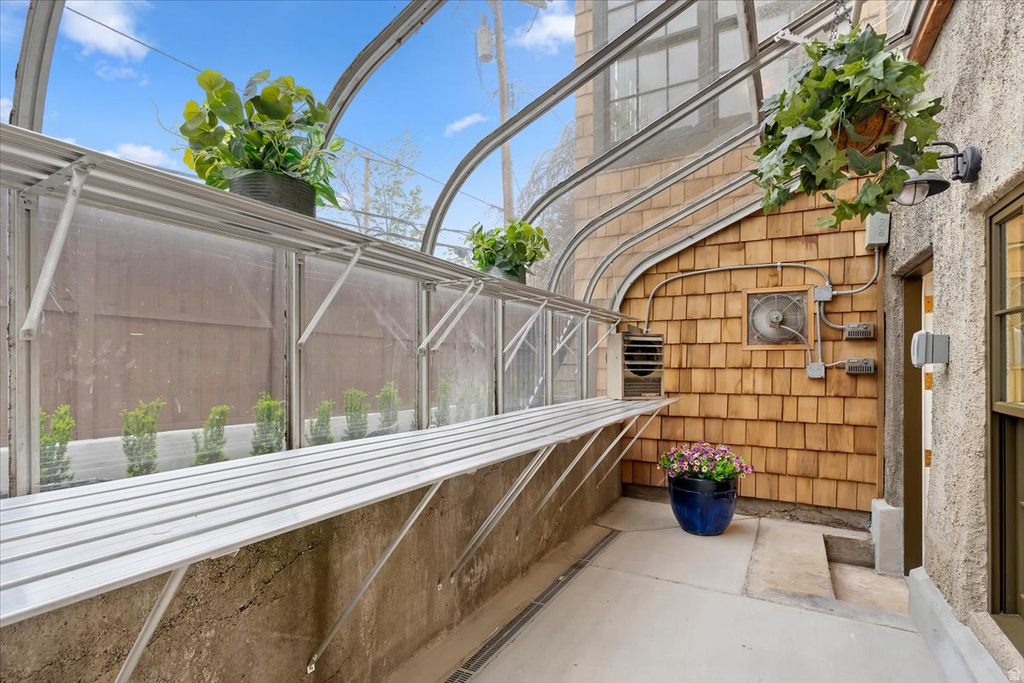 35 S HAXTON PL Salt Lake City, UT 84102