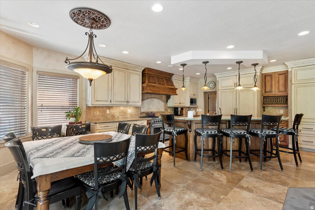 960 E PAR THREE CIR Fruit Heights, UT 84037