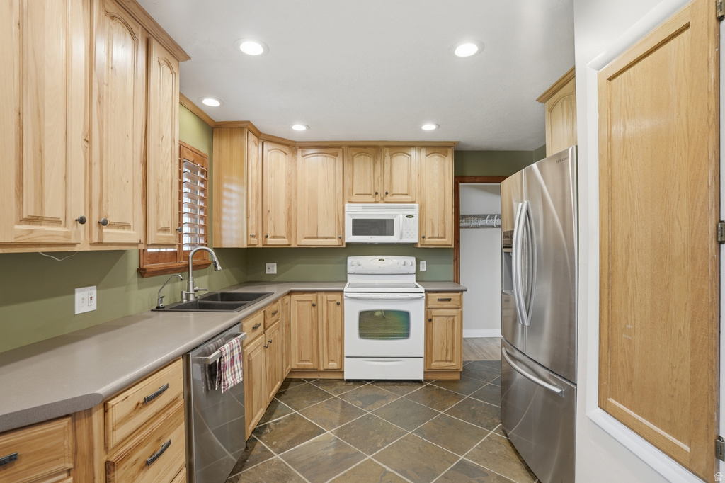 1553 E FULLER DR Millcreek, UT 84124