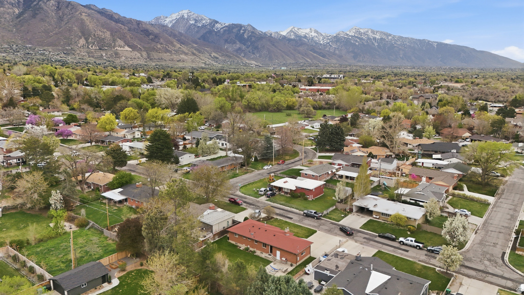 1553 E FULLER DR Millcreek, UT 84124