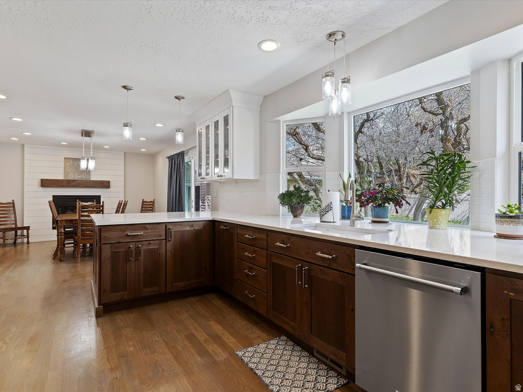 2220 N JONI DR Layton, UT 84040