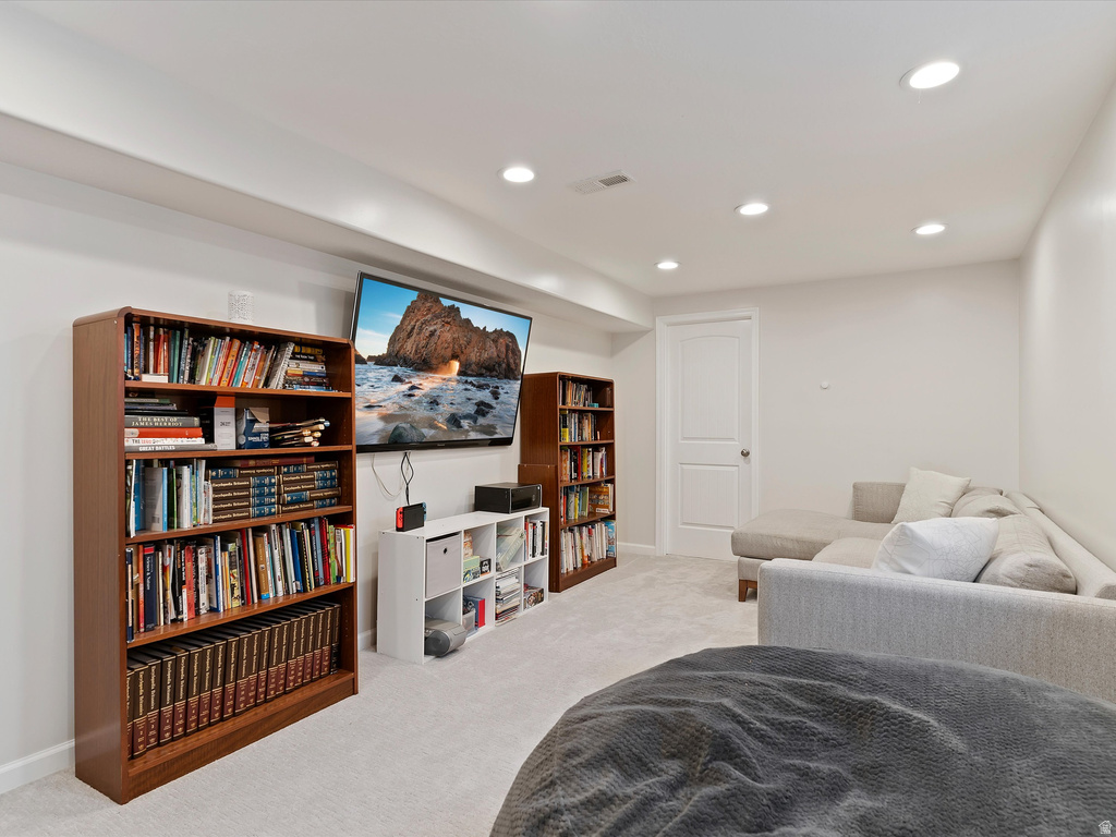 2220 N JONI DR Layton, UT 84040