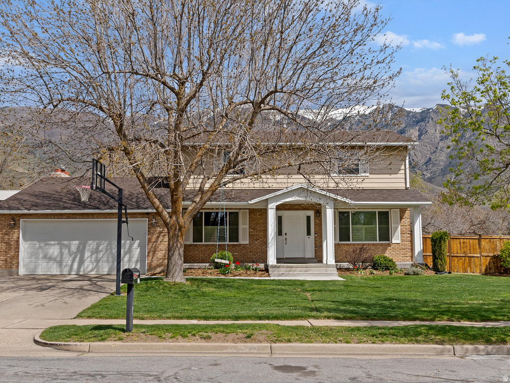 2220 N JONI DR Layton, UT 84040
