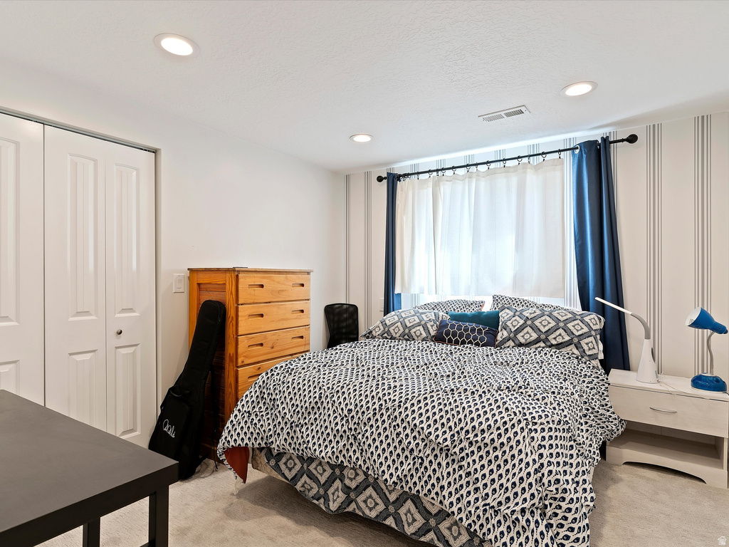 2220 N JONI DR Layton, UT 84040