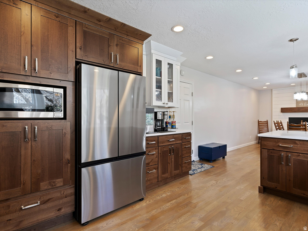 2220 N JONI DR Layton, UT 84040