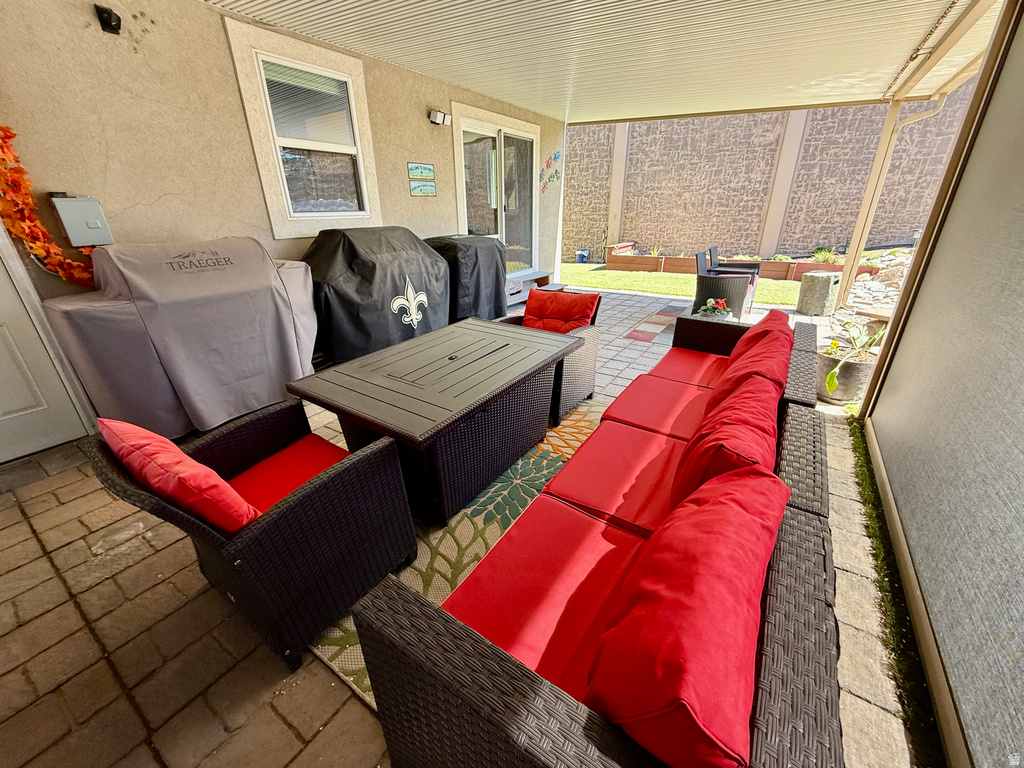 4831 W WESTERN HILLS DR Riverton, UT 84096