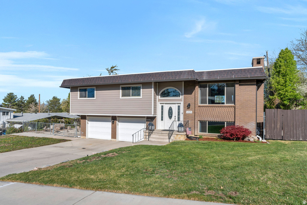 1025 E GROVE DR Pleasant Grove, UT 84062