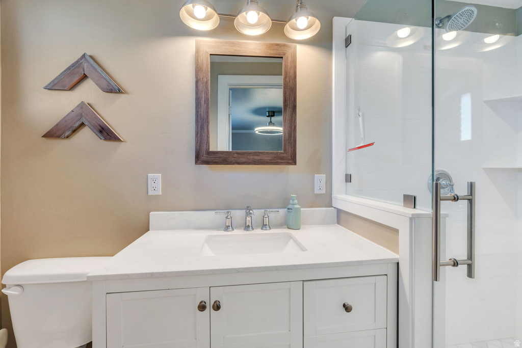 1025 E GROVE DR Pleasant Grove, UT 84062