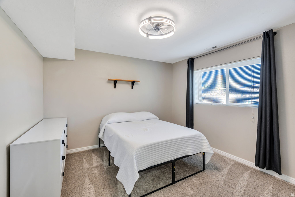 1025 E GROVE DR Pleasant Grove, UT 84062