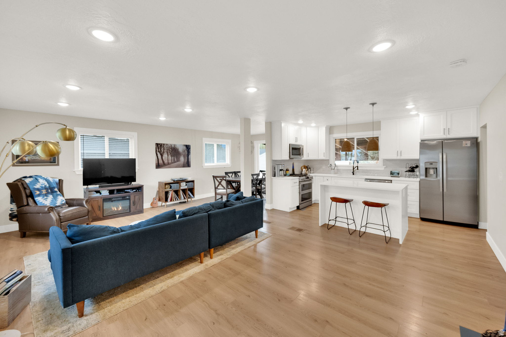 1861 E SEVERN DR Holladay, UT 84124