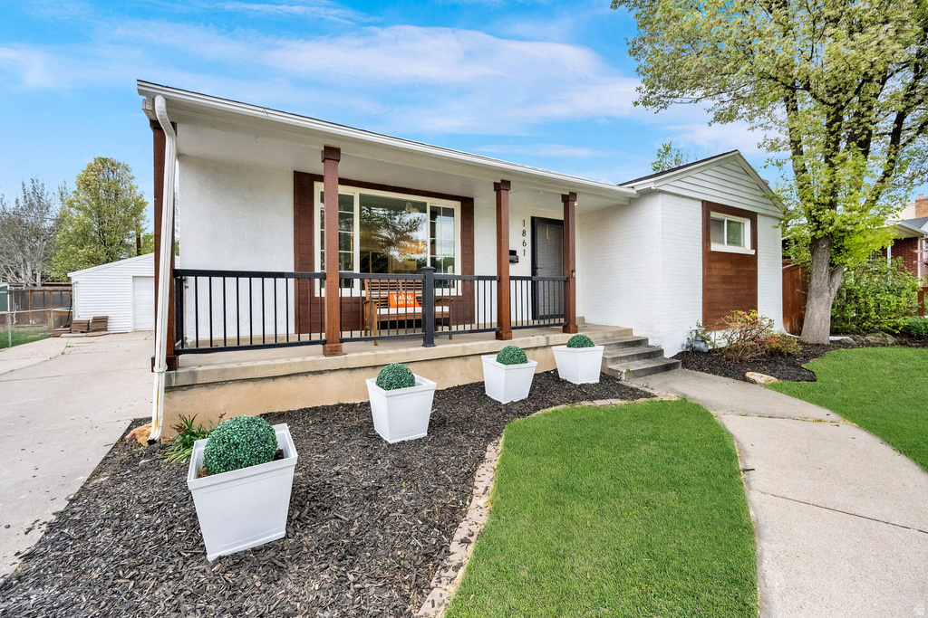 1861 E SEVERN DR Holladay, UT 84124