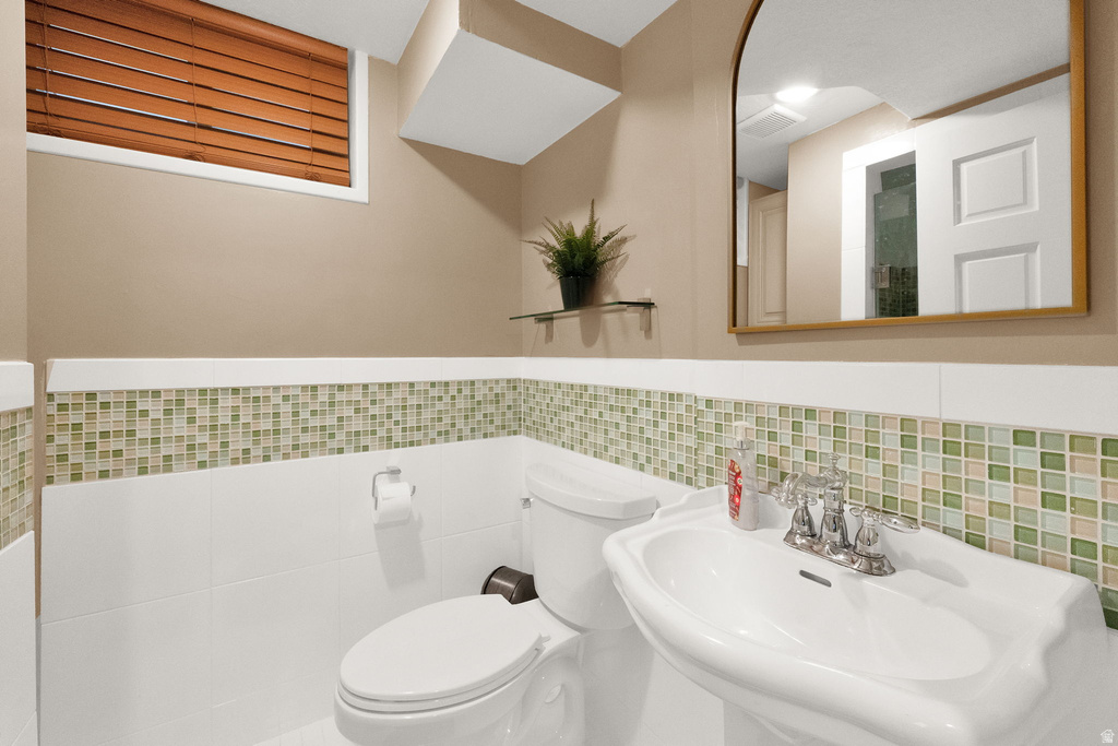 1861 E SEVERN DR Holladay, UT 84124