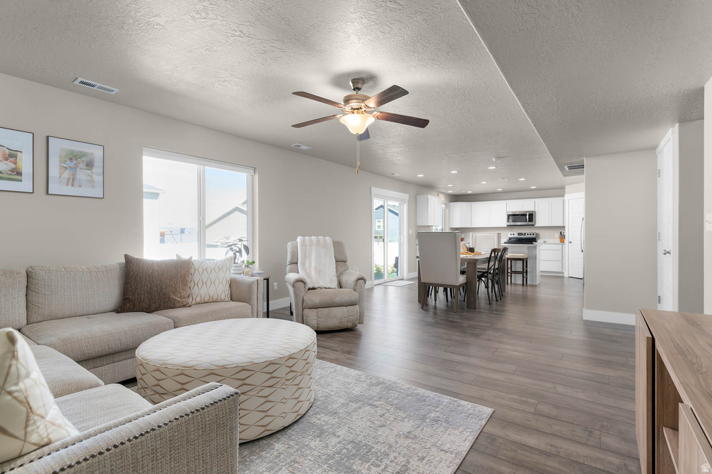 215 N 250 E Salem, UT 84653