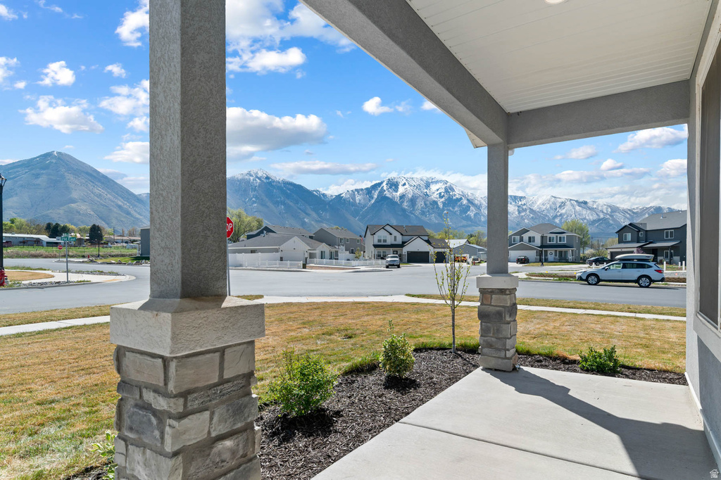 215 N 250 E Salem, UT 84653