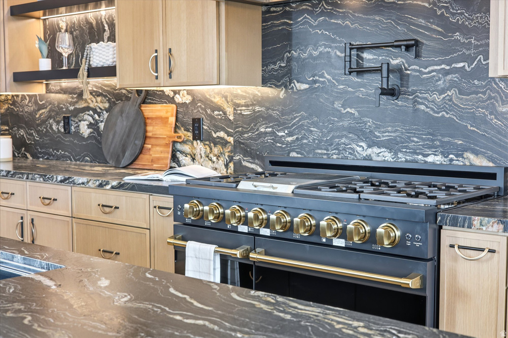 716 E 8TH AVE Salt Lake City, UT 84103