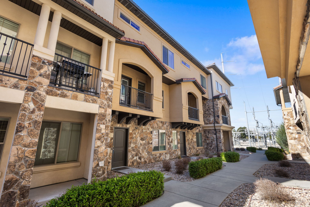 5538 W NAPLES DR Highland, UT 84003