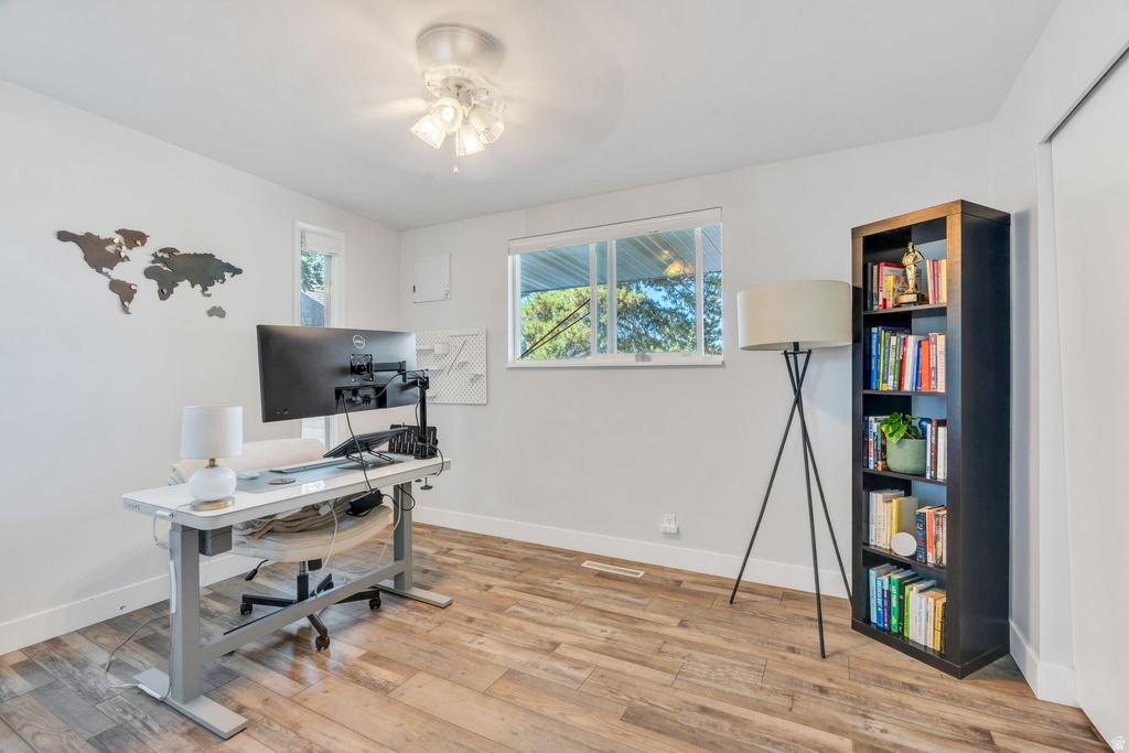 6557 S 2600 E Cottonwood Heights, UT 84121