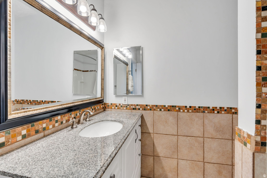 6557 S 2600 E Cottonwood Heights, UT 84121