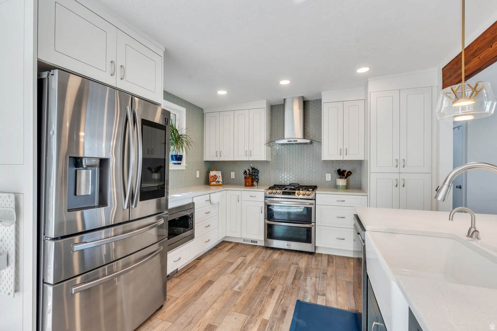 6557 S 2600 E Cottonwood Heights, UT 84121