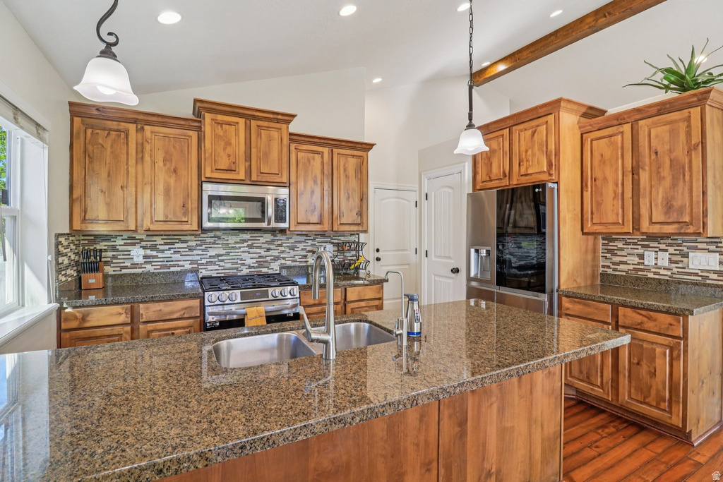 9239 S BRIGHTON VIEW DR Sandy, UT 84070