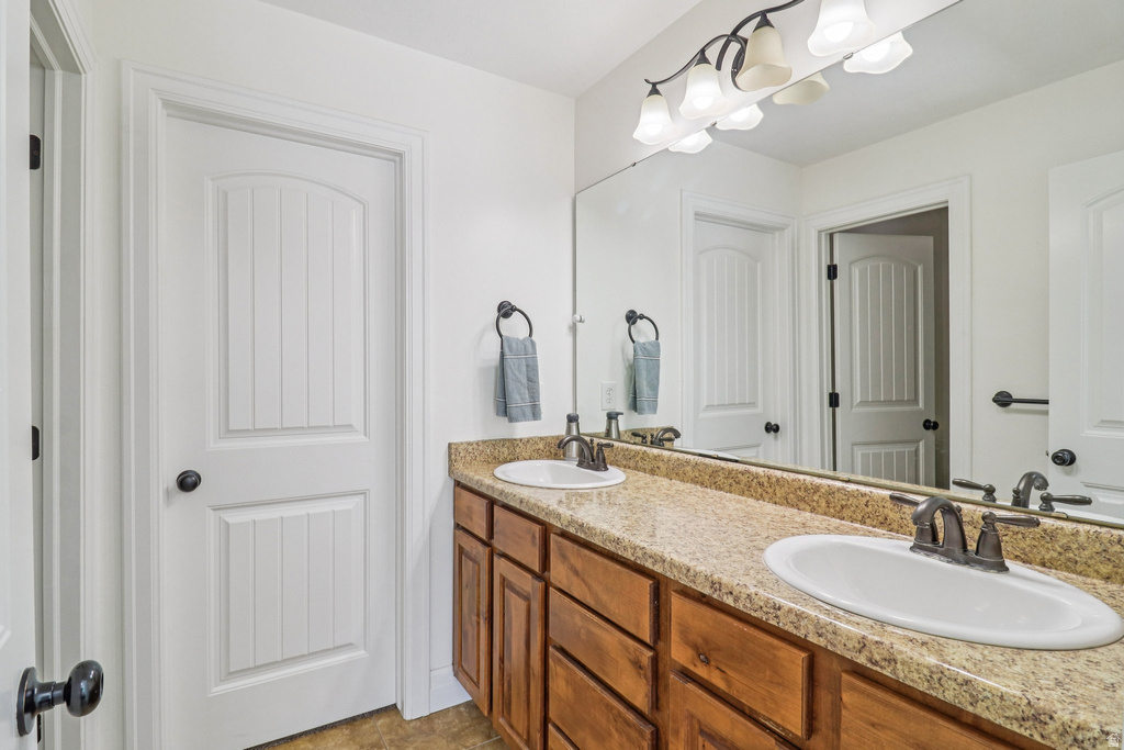 9239 S BRIGHTON VIEW DR Sandy, UT 84070